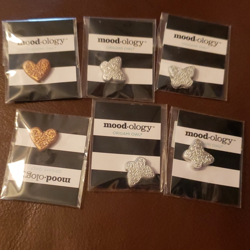 Origami Owl Lot of Medium size oil disc and oil